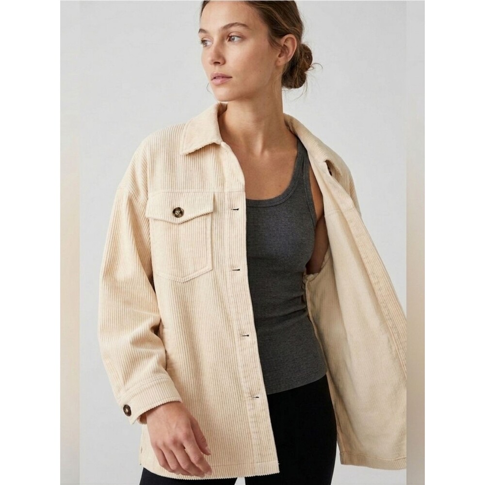 Simplee Ivory Cream NWT Oversized Corduroy Sweater Jacket (Shacket) Size Small🐈